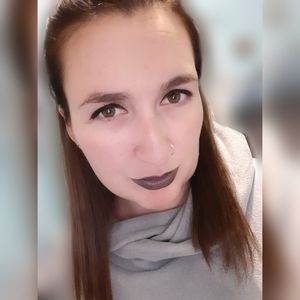 Meet your Posher, Sabrina